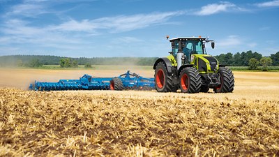 AXION 900
