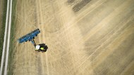 AXION 900