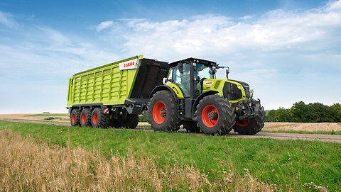 AXION 800 Stage V