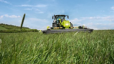 AXION 900